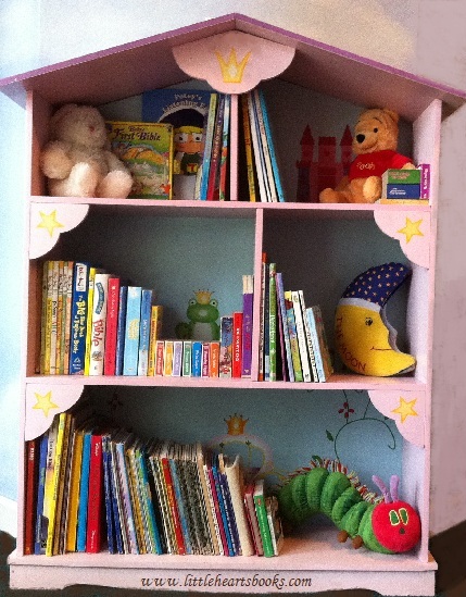 little girls bookshelf